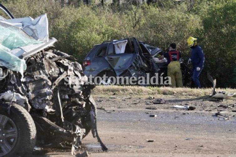 Una mujer y su bebé murieron al chocar en la Autopista a la altura de San Lorenzo