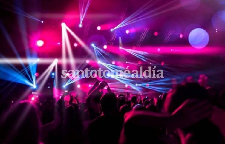 Habilitan discotecas y salones de fiesta con una ocupación de hasta el 50%