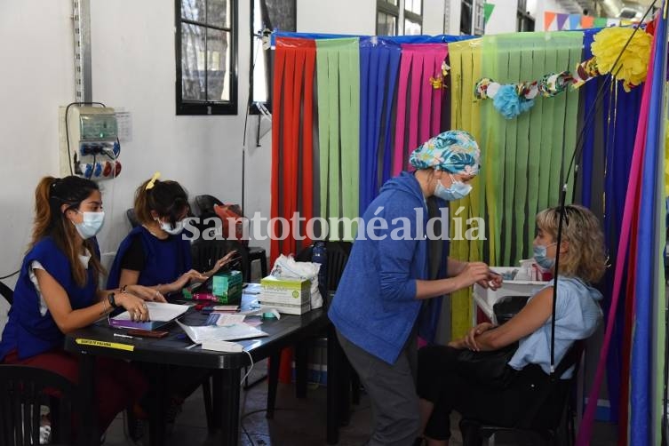 La provincia brindó detalles sobre el primer caso de la variante Ómicron en Santa Fe