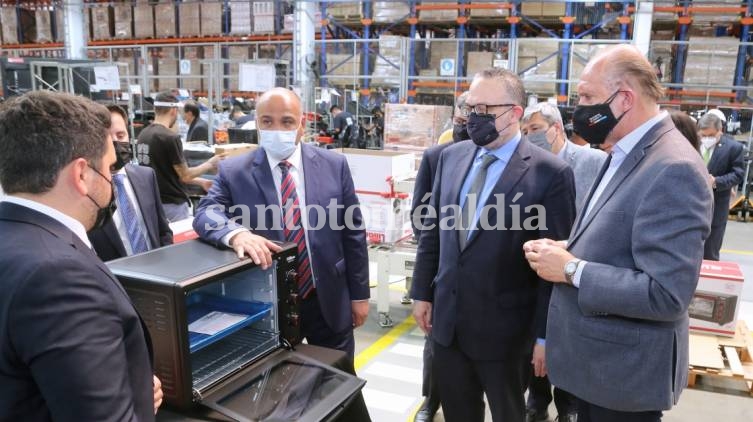 En el sur provincial, Manzur destacó el desarrollo de la industria nacional y celebró una inversión millonaria