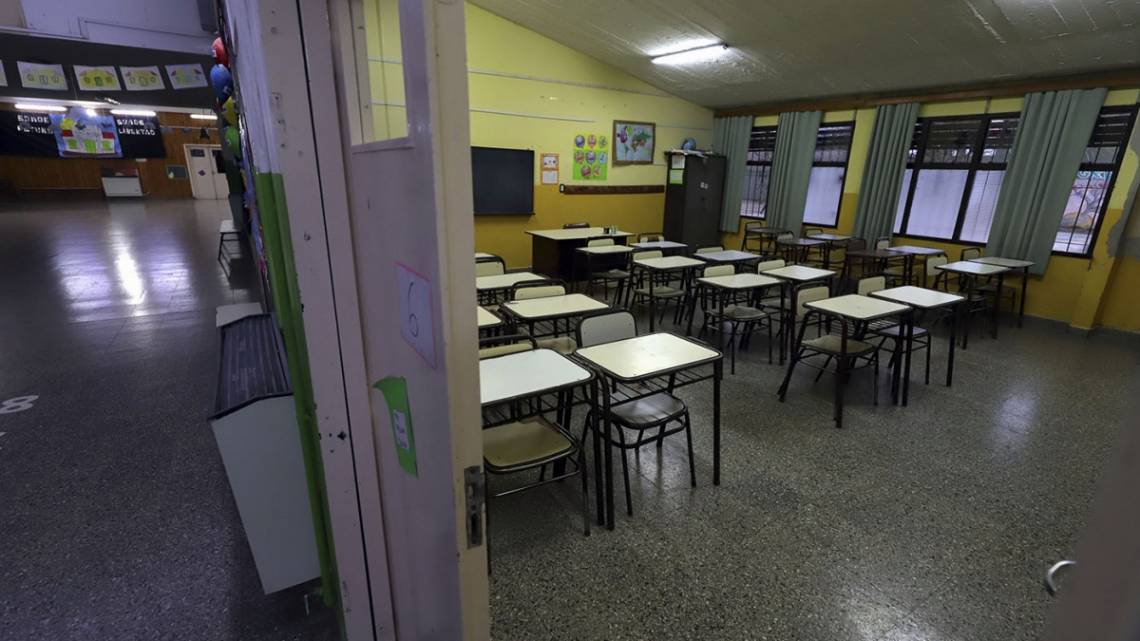 Los docentes de la CGT paran en reclamo del 
