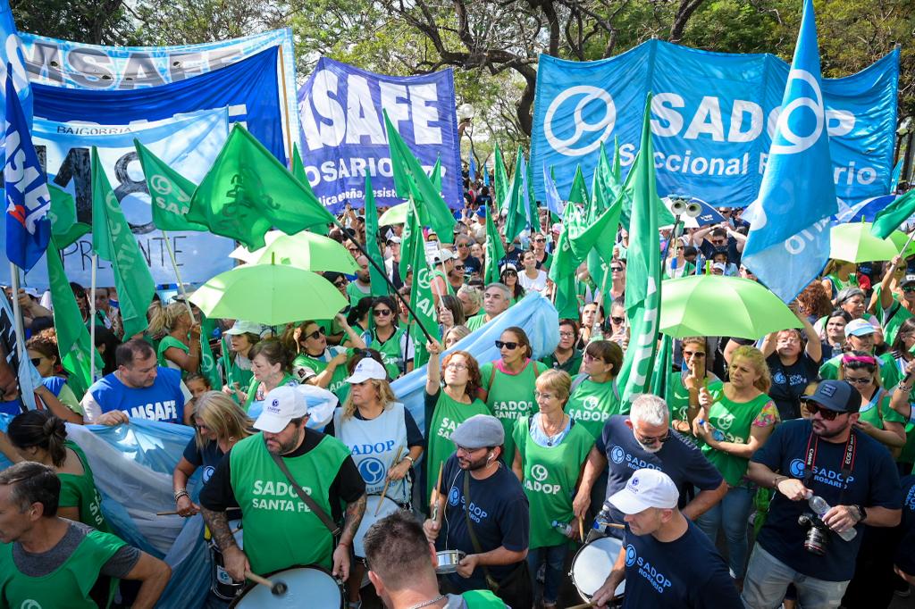 Paro de AMSAFE con protestas en toda la provincia: SADOP acompaña con actividades