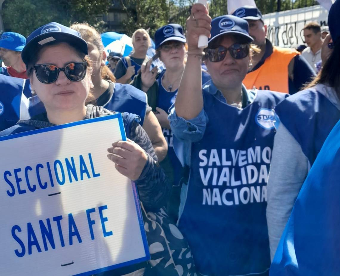 Trabajadores viales en alerta: 210 empleos en riesgo en Santa Fe por el cierre de Vialidad. (Foto: Archivo)