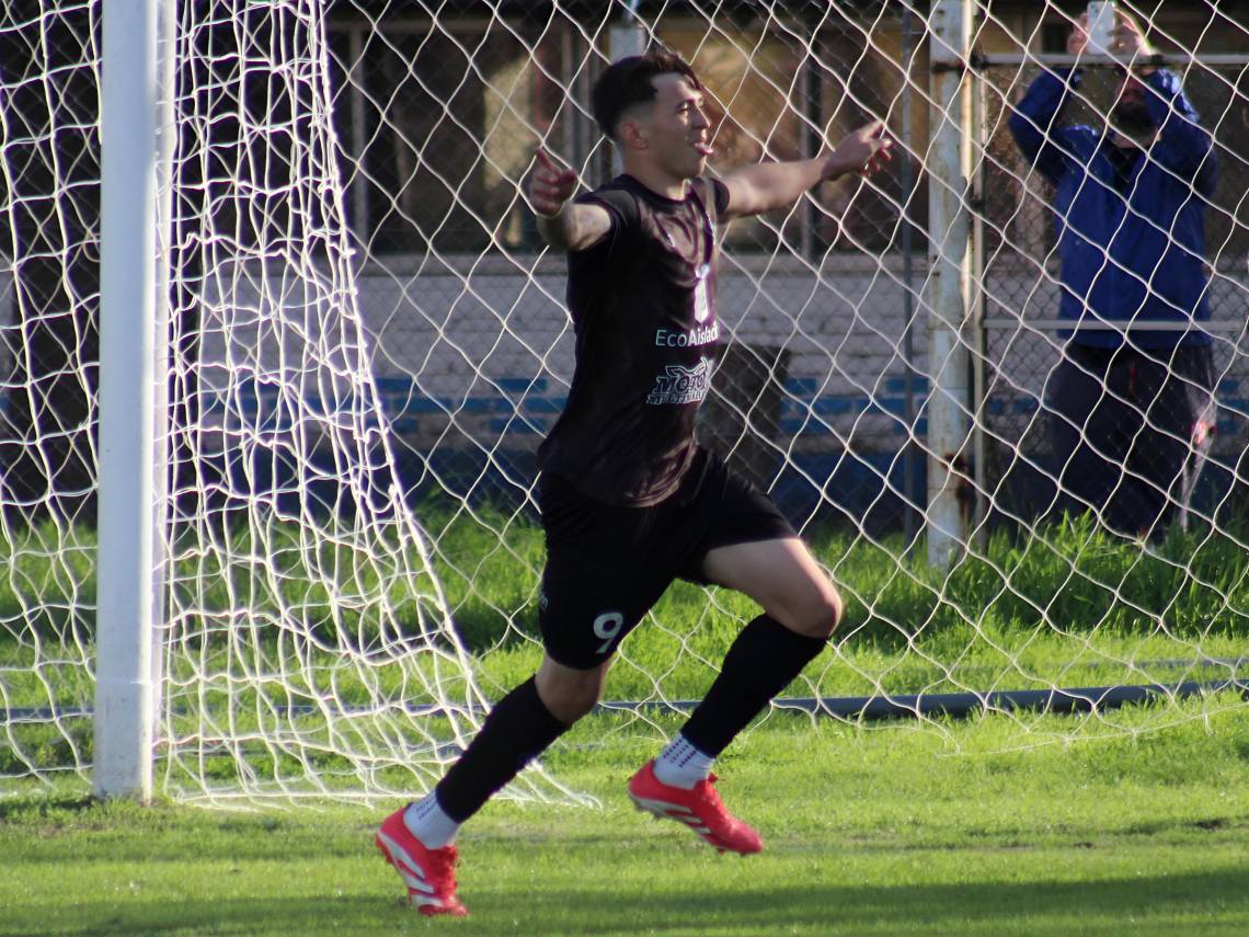 Liga Santafesina: Academia AC sumó un triunfo clave en su lucha por la permanencia