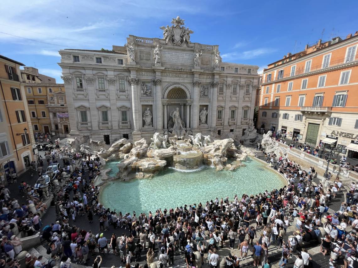 Dos euros para ver la Fontana di Trevi: cómo fue el debut del acceso pago en Roma.