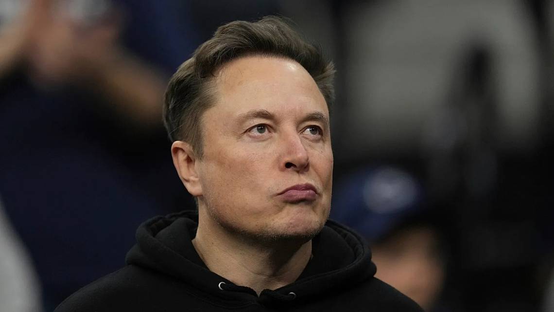 Elon Musk fue citado a una 