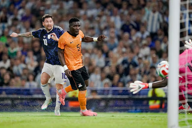 Messi marcó un gol, dio una asistencia y fue uno de los mejores de la cancha.