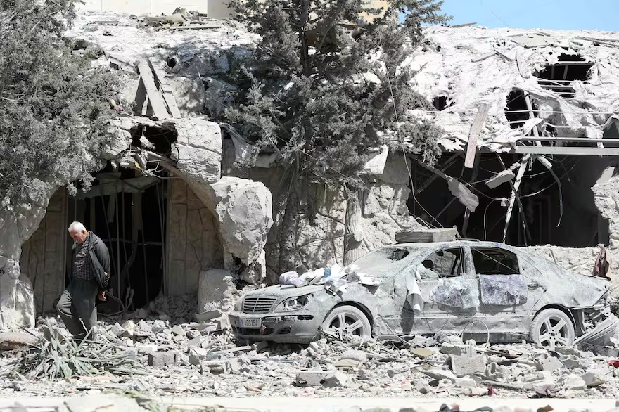 Tregua en riesgo: Irán rechaza frenar su programa nuclear y amenaza con romper el alto al fuego