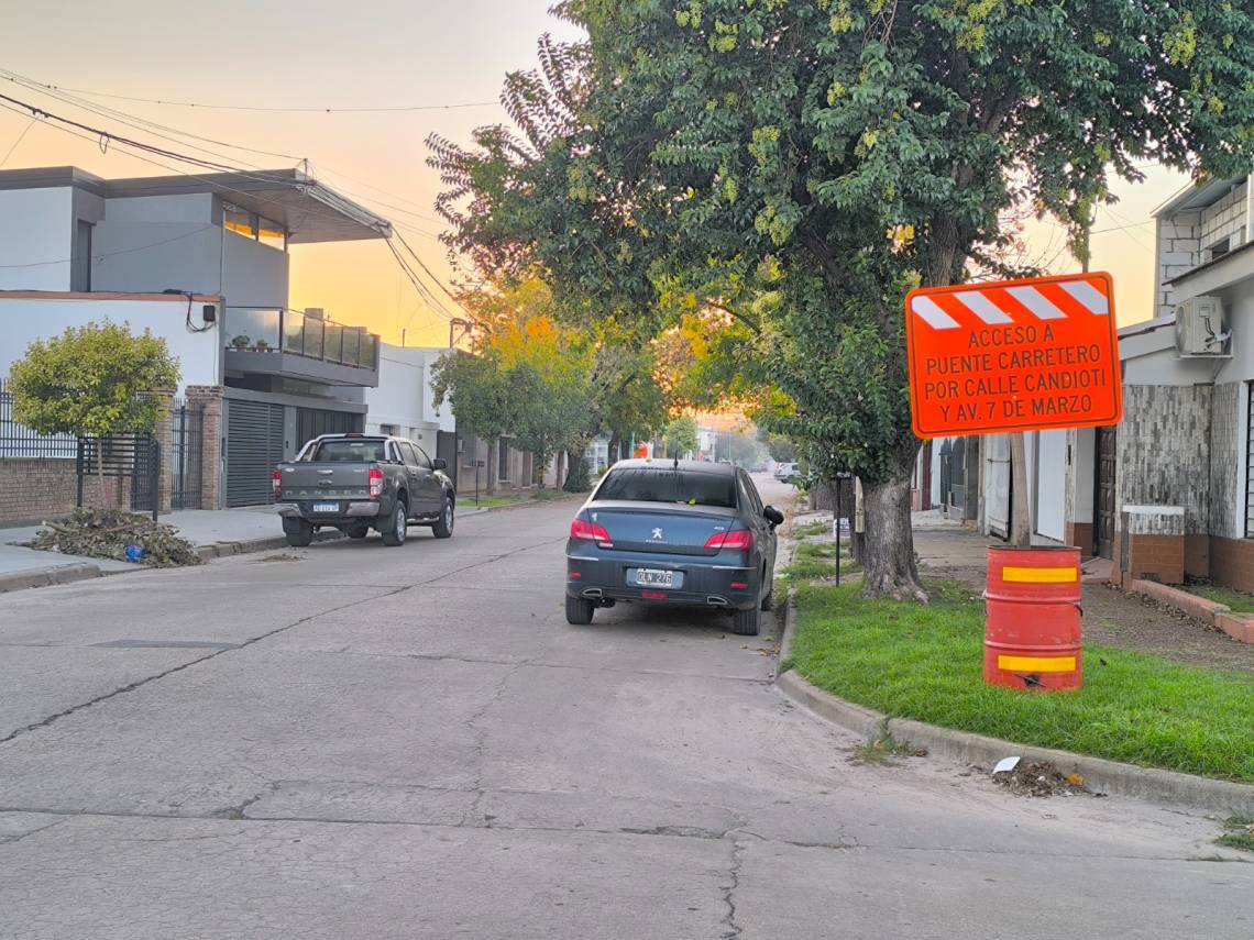 Chena pidió medidas de prevención vial en Candioti tras el cierre de calle Mitre.