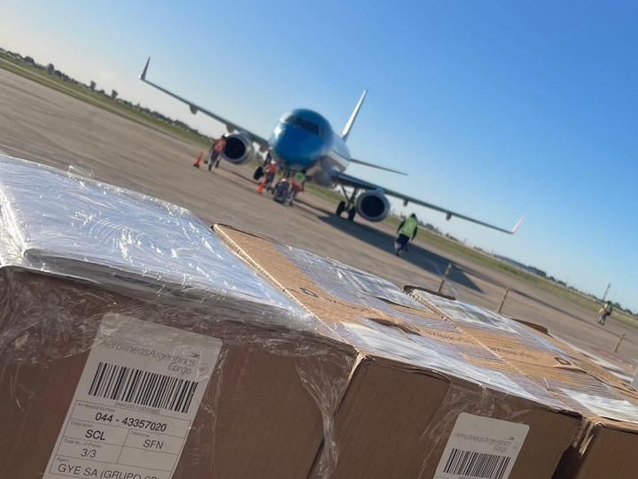 La carga exportada desde Sauce Viejo al aguardo de ser embarcada. (Foto: GSF)