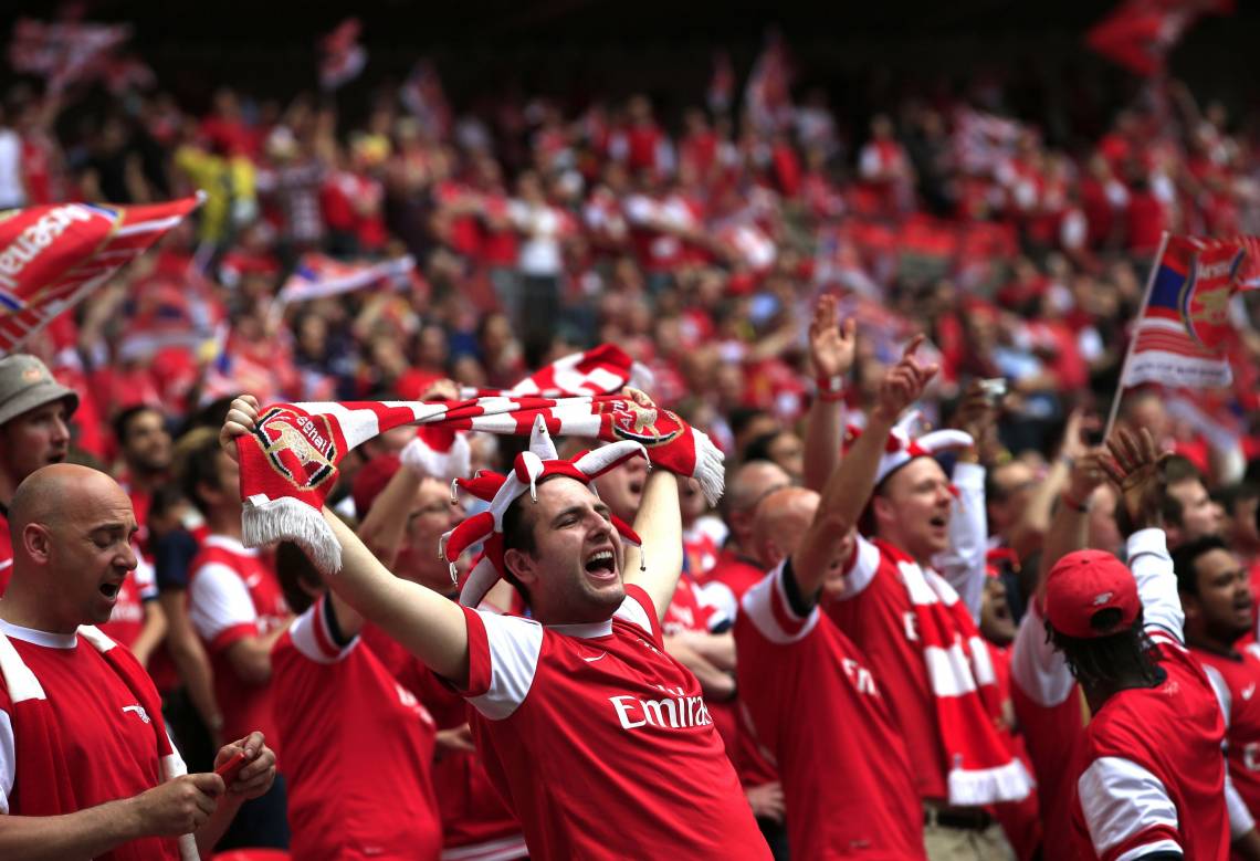 Arsenal corta una sequía de 22 años y se consagra campeón de la Premier League.