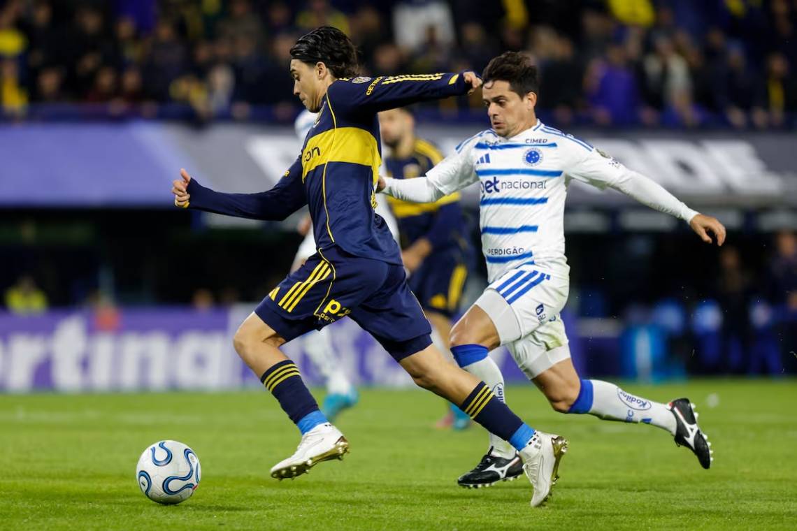 Boca empató con Cruzeiro en un partido polémico.