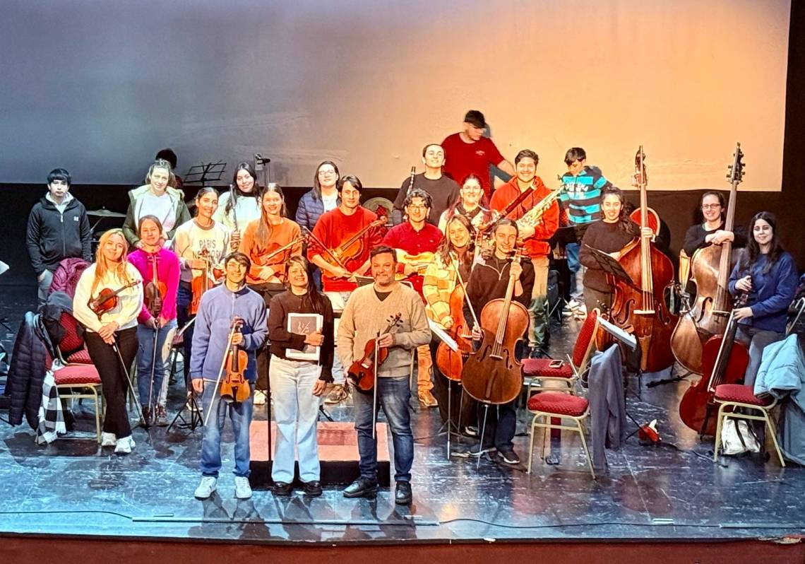 La Sinfónica Juvenil de Santo Tomé prepara un concierto especial en el Centro Cultural.