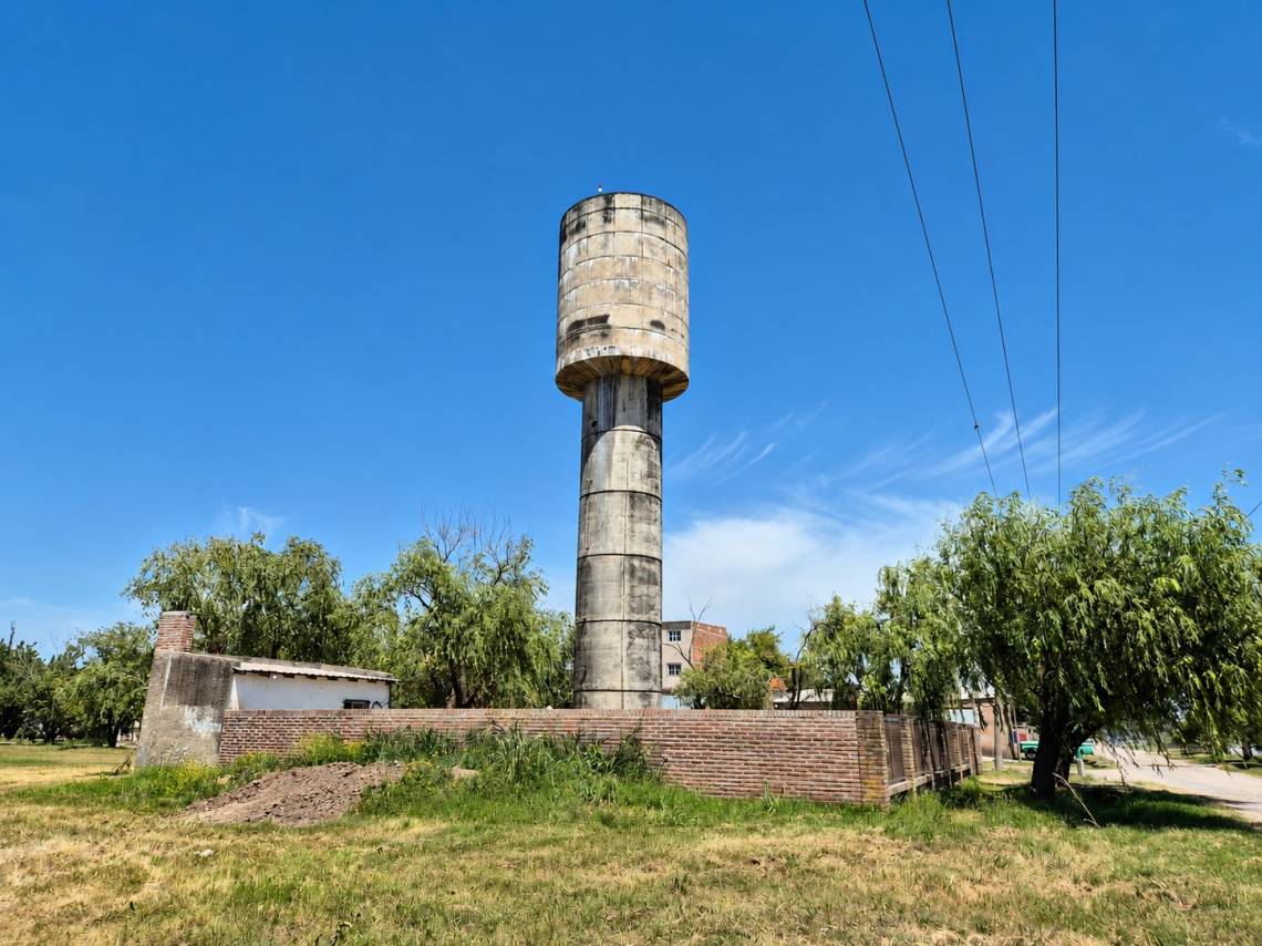 El Municipio sanitizará la red de agua en Adelina Centro Oeste y habrá restricciones para el consumo. (Crédito: STD)