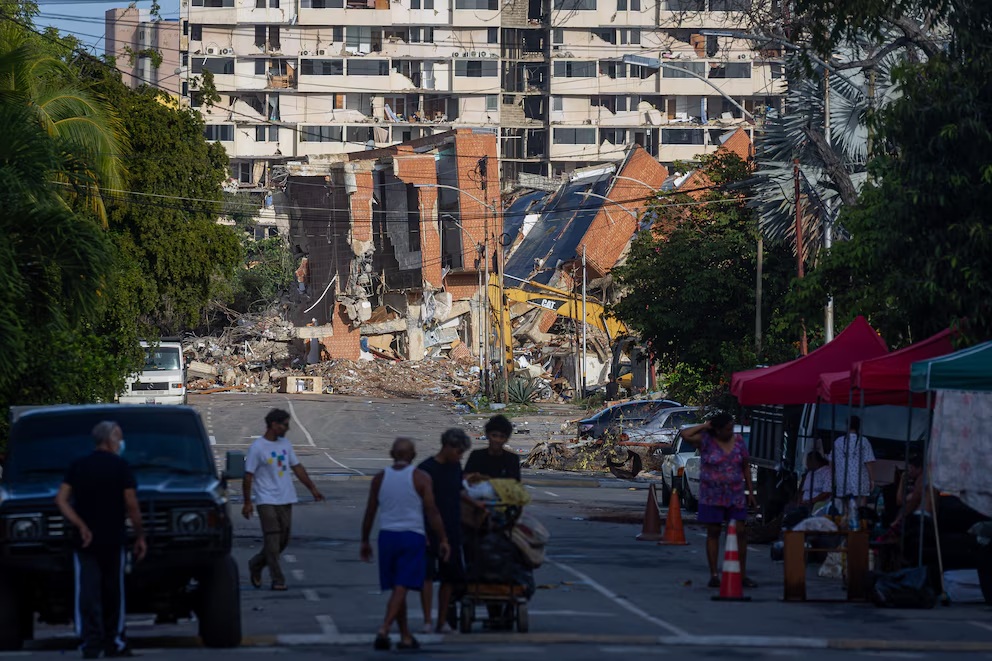 Venezuela cumple una semana de la tragedia: siguen los rescates y crece la preocupación humanitaria. (Crédito: EFE/ Miguel Gutiérrez)