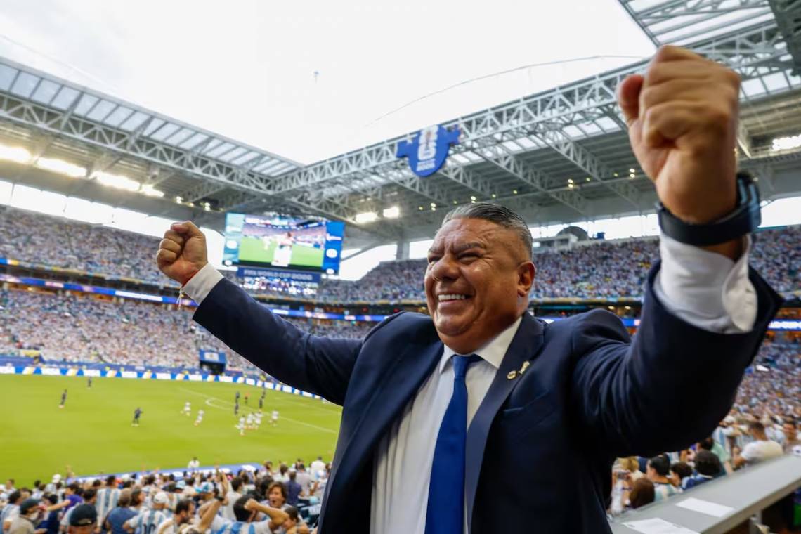 Tapia habló sobre el futuro de Scaloni y dijo que es su 