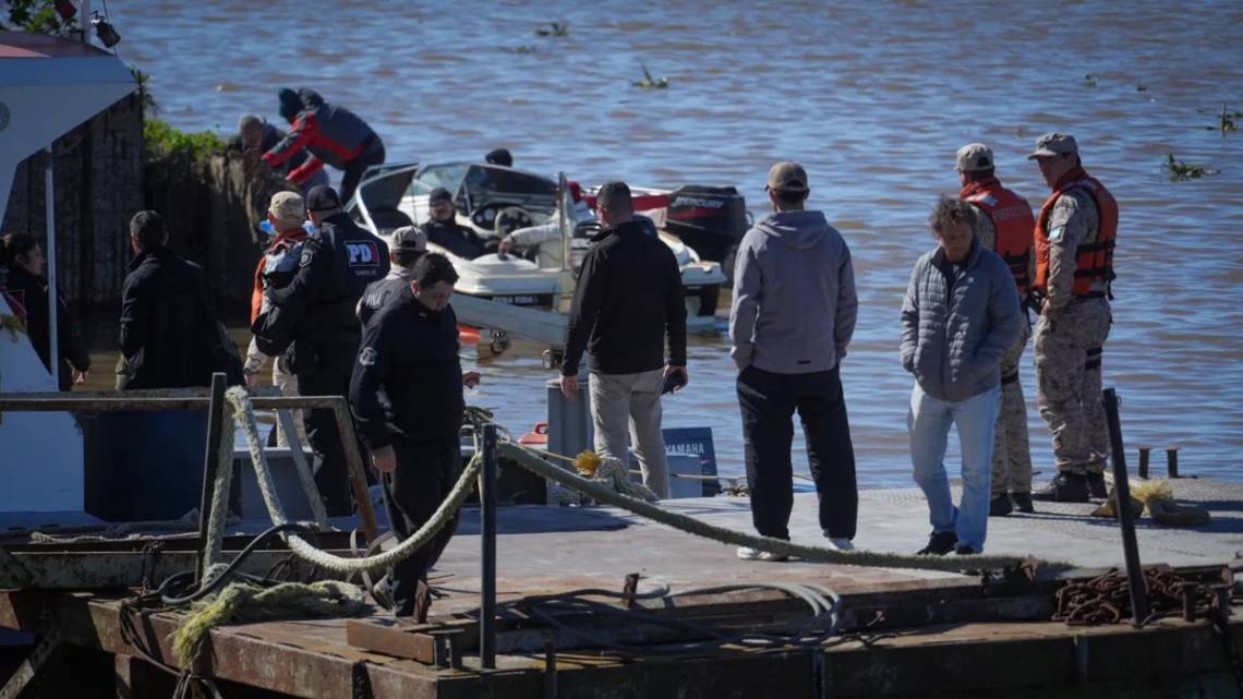 Un amplio operativo en el río Santa Fe permitió recuperar el cuerpo. (Foto: Aire de Santa Fe)