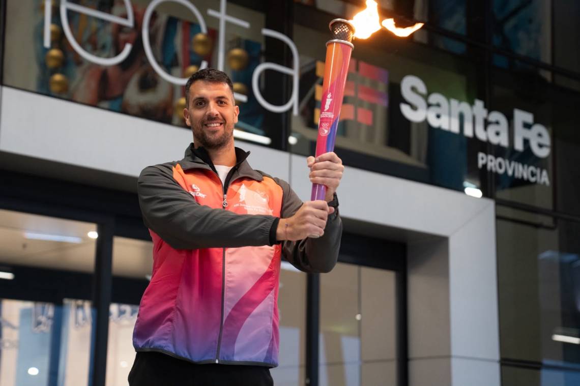 La Antorcha de los Juegos Suramericanos ya llegó a Rosario e inició su recorrido por toda la provincia. (Foto: GSF)