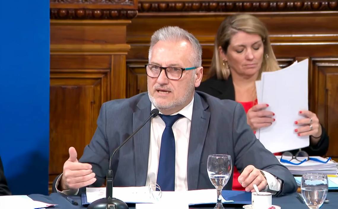 El senador nacional Marcelo Lewandowski intrpeló al titular de Vialidad por el estado de las rutas. 