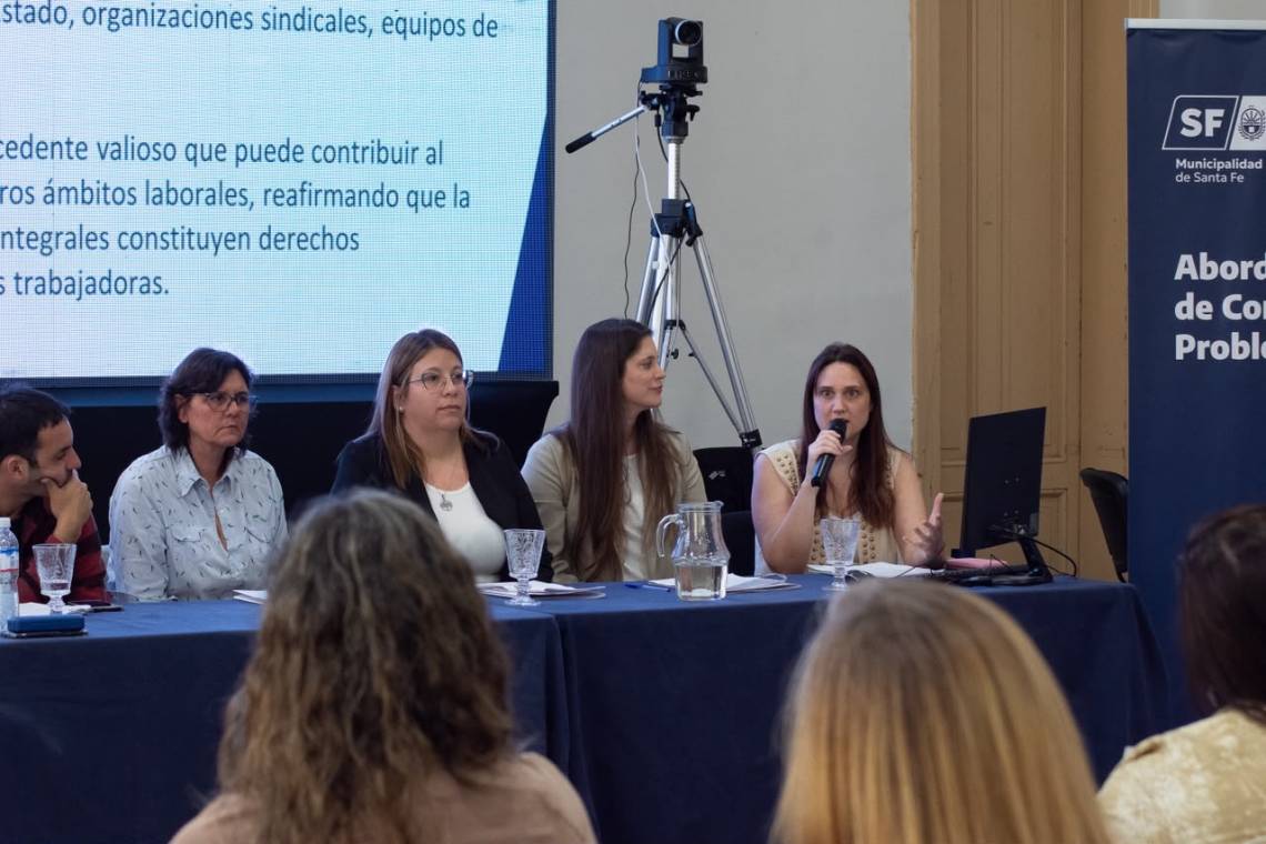 ASOEM expuso en el el 1° Congreso Municipal de Salud Mental y Consumos Problemáticos de Santa Fe.