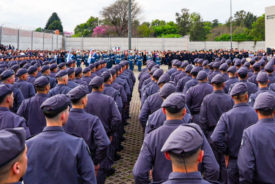 453 agentes egresaron de la Escuela Penitenciaria y serán destinados a cárceles de alto perfil de la provincia. (Crédito: GSF)